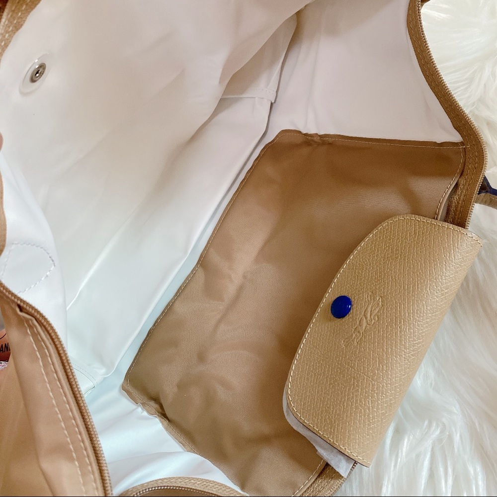 Longchamp Le Pliage Club Tote. Large - Picture 6 of 9